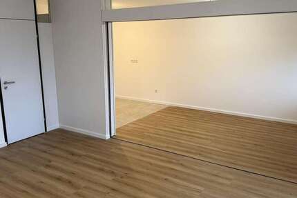 Wohnung zum Mieten in Schwalbach am Taunus 1.425 € 88 m² 3.5 zimmer