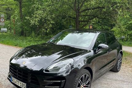 Porsche Macan 283.000 km 28.000 € Wiesbaden 65189