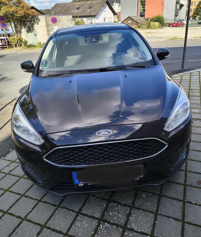 Ford Focus 120.000 km 7.600 € Idstein 65510