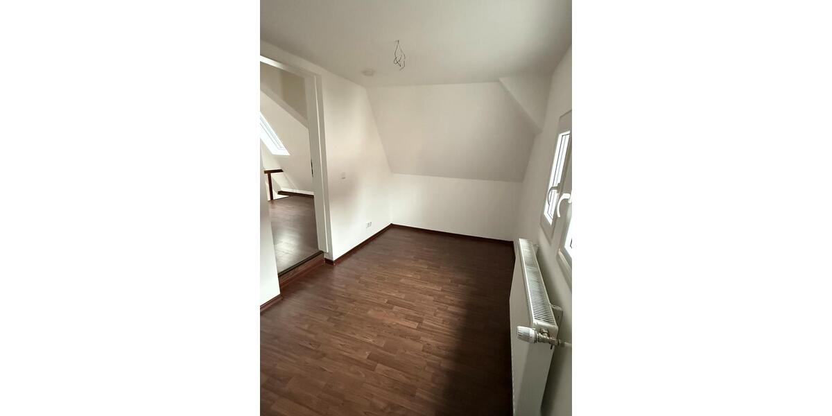 Reihenhaus Bad Camberg - 4 Zimmer, 83 m&sup2;, 980&euro; | Angebot:25367735