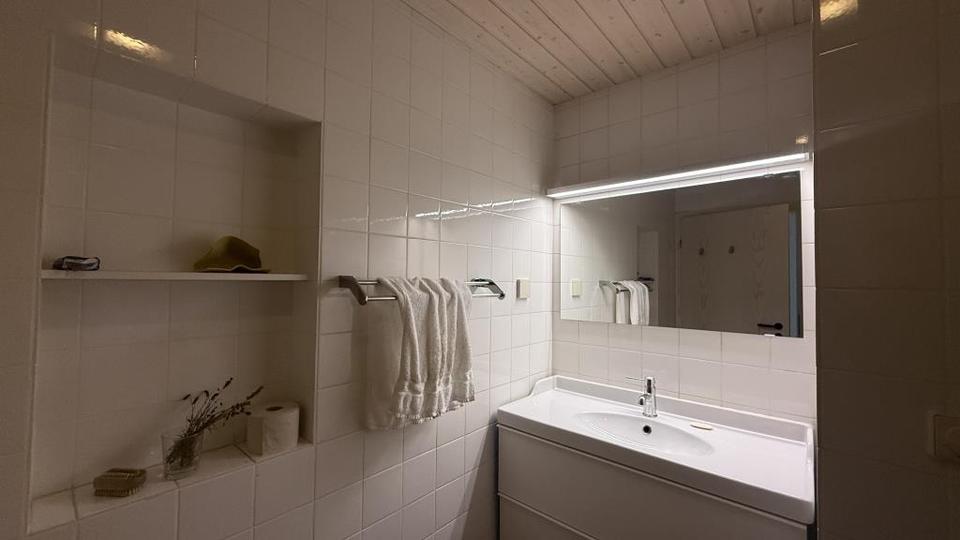 Einfamilienhaus Glashütten - 9 Zimmer, 306 m&sup2;, 2.900&euro; | Angebot:26562046