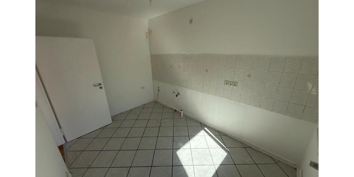 Etagenwohnung Wiesbaden Mainz-Amöneburg - 2 Zimmer, 47 m&sup2;, 990&euro; | Angebot:26323162