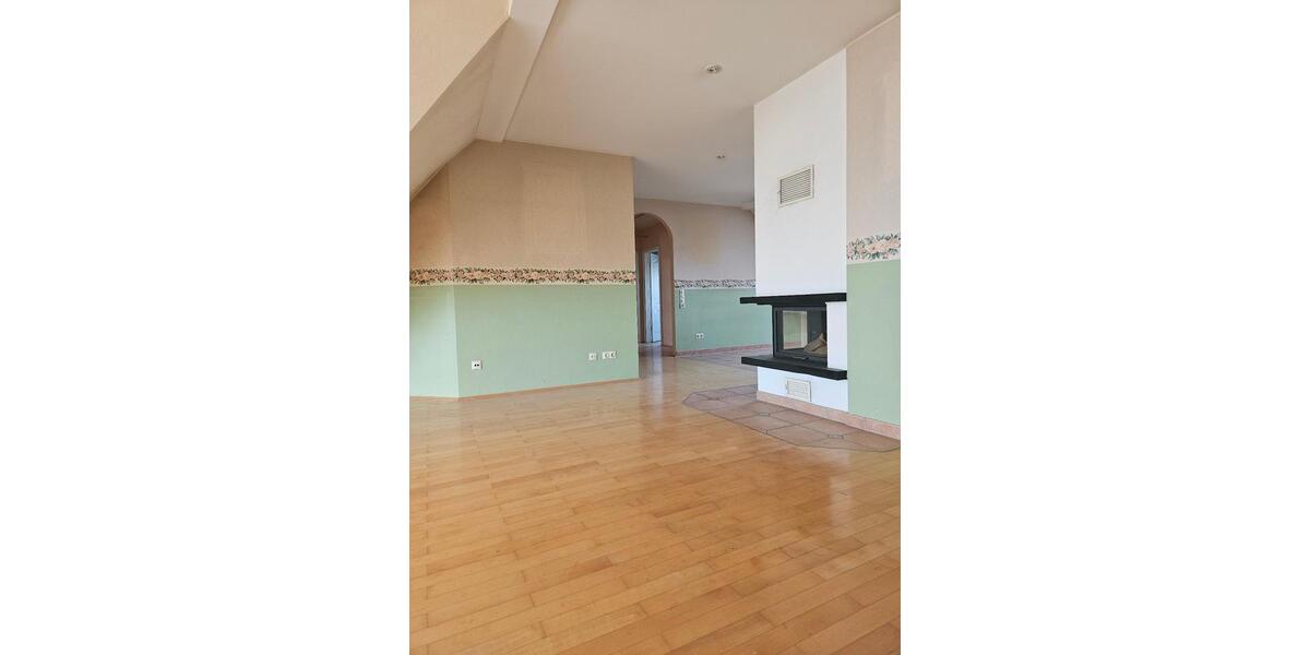 Dachgeschoßwohnung Idstein - 3 Zimmer, 74 m&sup2;, 199.000&euro; | Angebot:26994100
