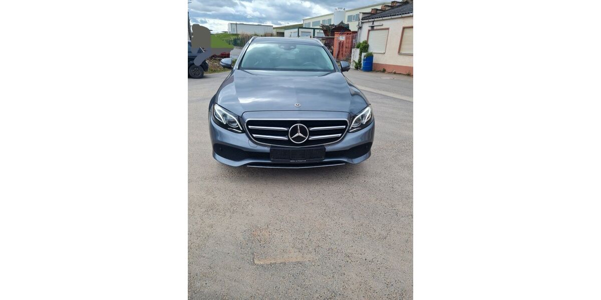 Mercedes-Benz E 300 161.450 km 18.900 &euro; Sankt Johann 55578