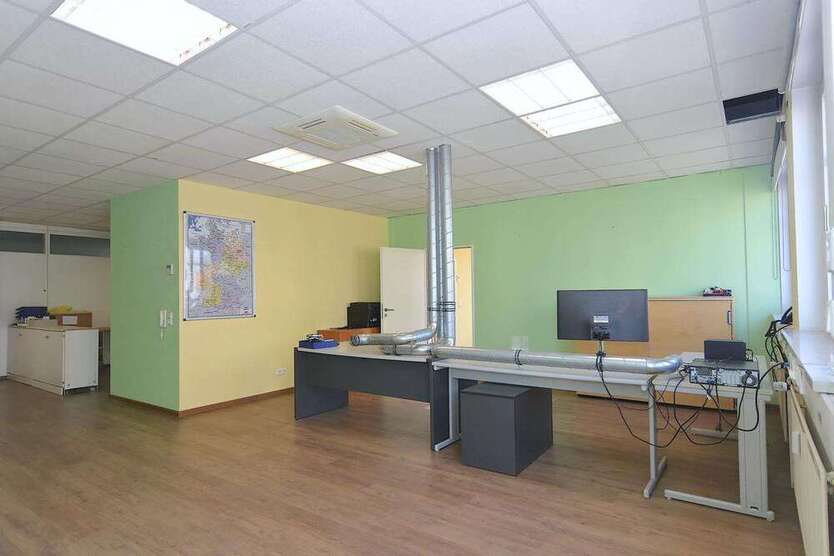Büro in Wiesbaden 1.000 € 118 m²