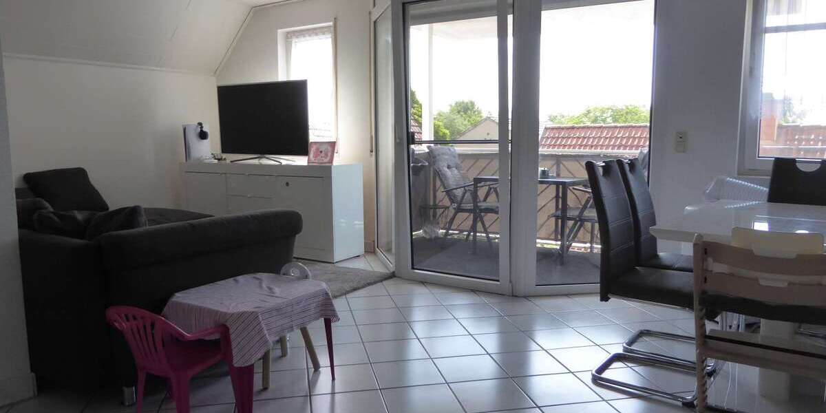 Etagenwohnung Trebur - 3 Zimmer, 87 m&sup2;, 900&euro; | Angebot:26854498
