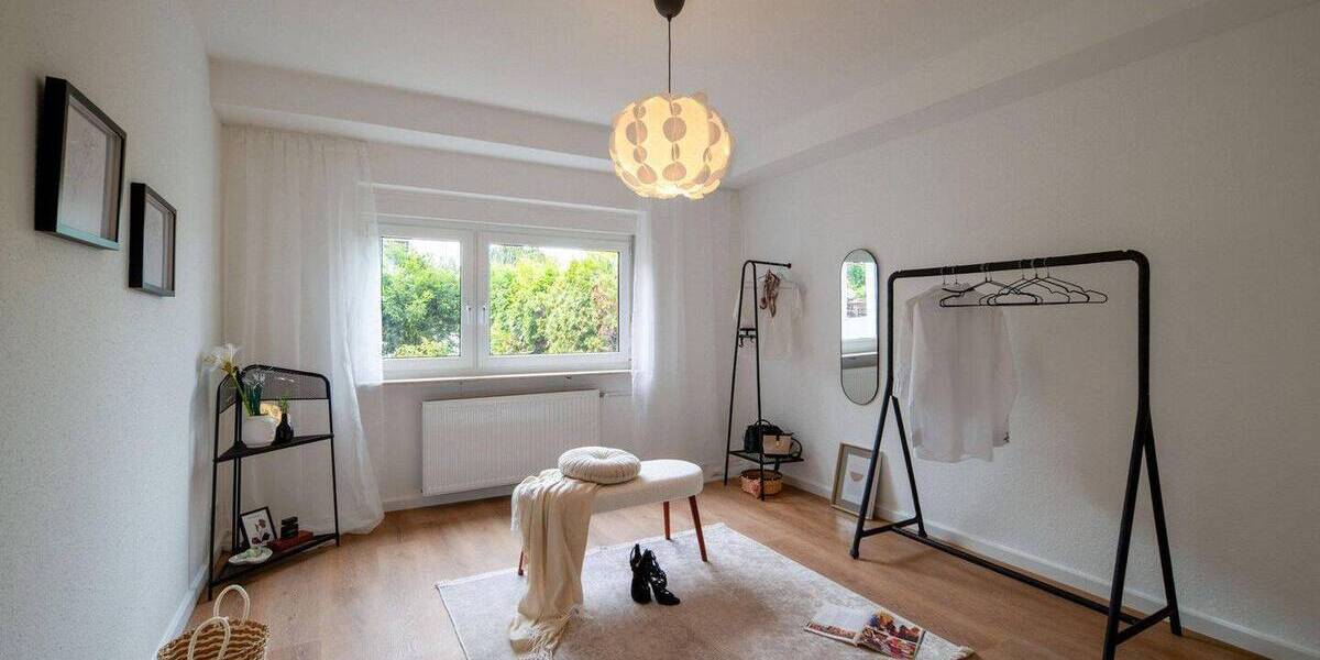Reihenendhaus Wiesbaden Breckenheim - 6 Zimmer, 253 m&sup2;, 699.000&euro; | Angebot:26851616