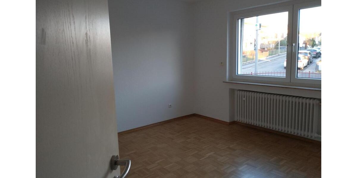 Erdgeschoßwohnung Königstein im Taunus - 3.5 Zimmer, 97 m&sup2;, 1.345&euro; | Angebot:25980804