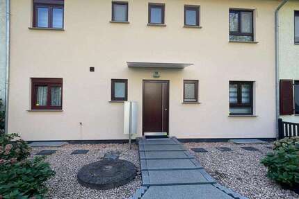 Haus zum Kaufen in Wiesbaden 790.000 € 174 m² 8 zimmer