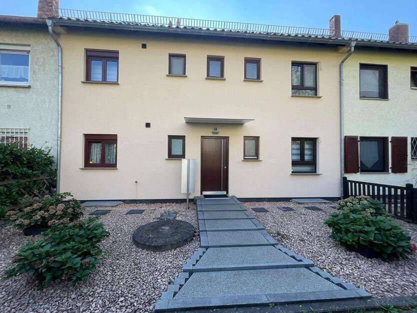 Haus zum Kaufen in Wiesbaden 790.000 € 174 m² 8 zimmer