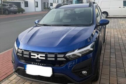 Dacia Sandero 17.000 km 16.000 € Selters 65618