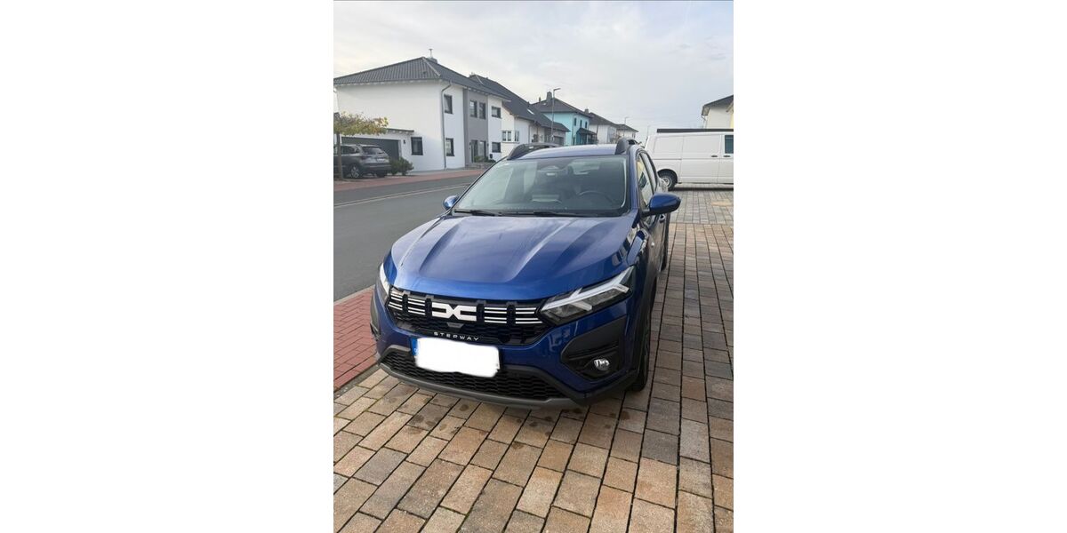 Dacia Sandero 17.000 km 16.000 € Selters 65618