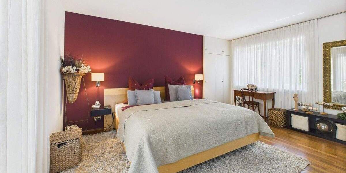 Einfamilienhaus Wiesbaden Nordost - 8 Zimmer, 295 m&sup2;, 1.985.000&euro; | Angebot:24504354