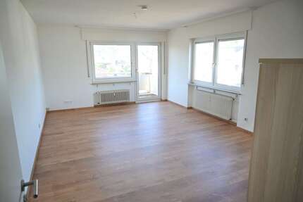 Wohnung Taunusstein - 1 Zimmer, 38 m&sup2;, 400&euro; | Angebot:26381573