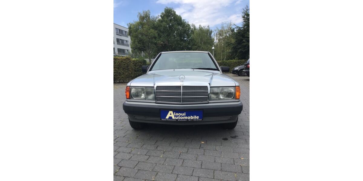 Mercedes-Benz 190 156.000 km 7.900 &euro; Wiesbaden 65197