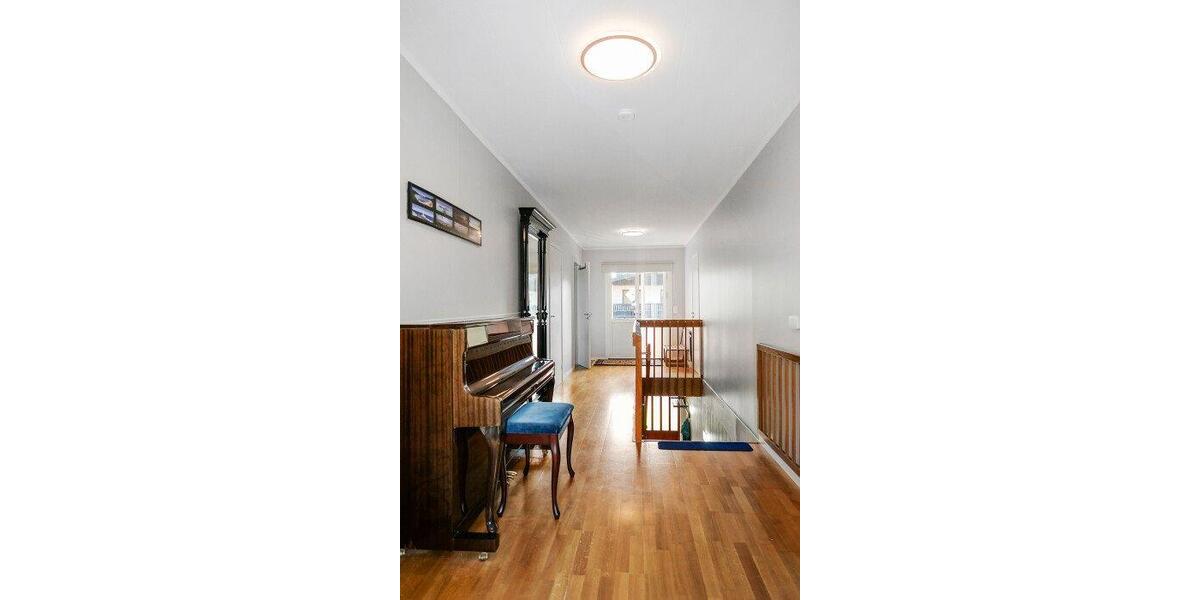 Einfamilienhaus Frankfurt am Main Bockenheim - 6 Zimmer, 266 m&sup2;, 330.000&euro; | Angebot:27022983