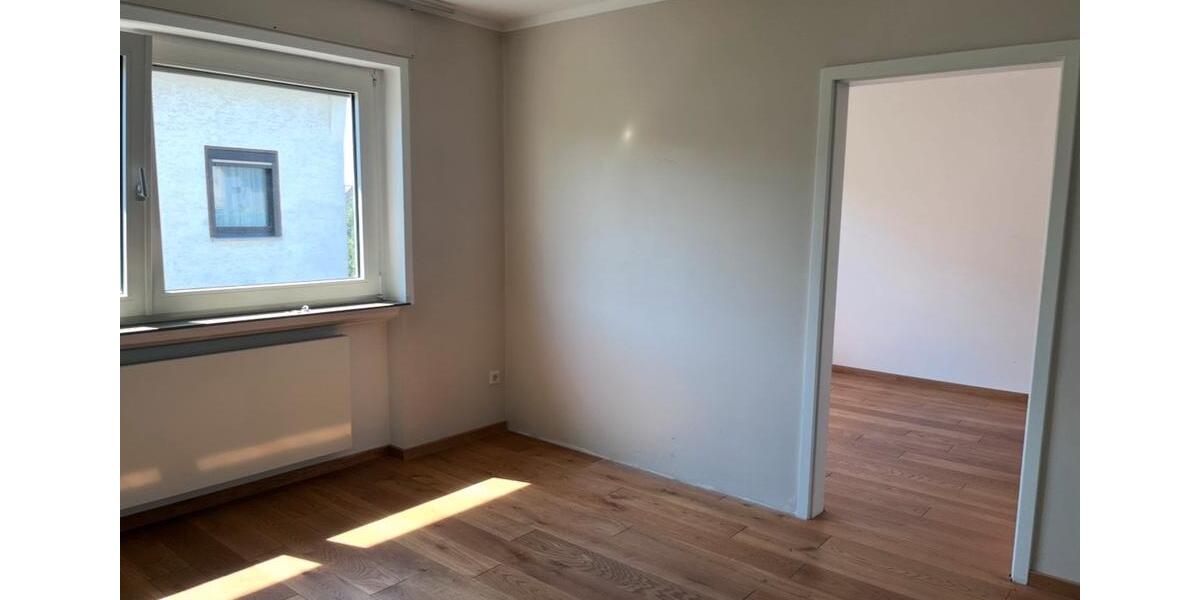 Etagenwohnung Kriftel - 3 Zimmer, 80 m&sup2;, 1.100&euro; | Angebot:26293210