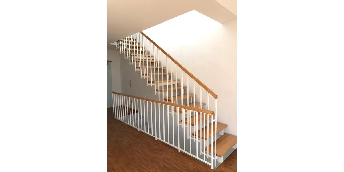 Reihenhaus Wiesbaden Bierstadt - 4 Zimmer, 135 m&sup2;, 1.990&euro; | Angebot:26004917