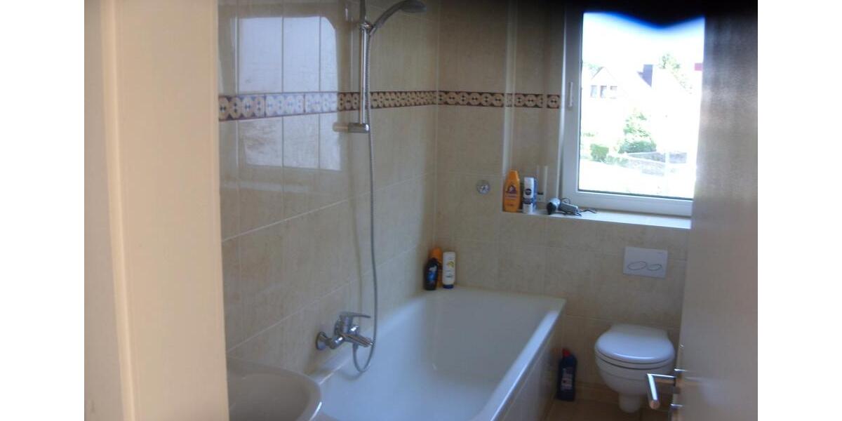 Doppelhaushälfte Eschborn - 4.5 Zimmer, 126 m&sup2;, 1.980&euro; | Angebot:26253882