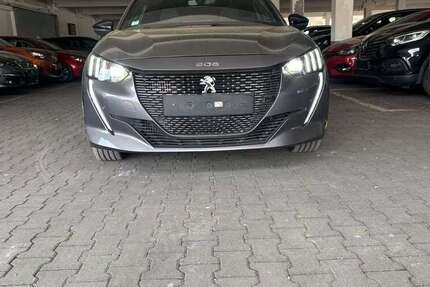 Peugeot 208 32.838 km 15.590 &euro; Mainz 55128