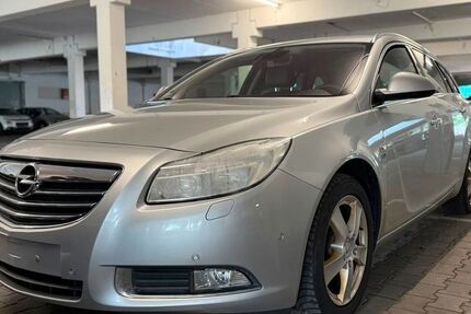Opel Insignia 179.300 km 6.890 &euro; Wiesbaden 65203