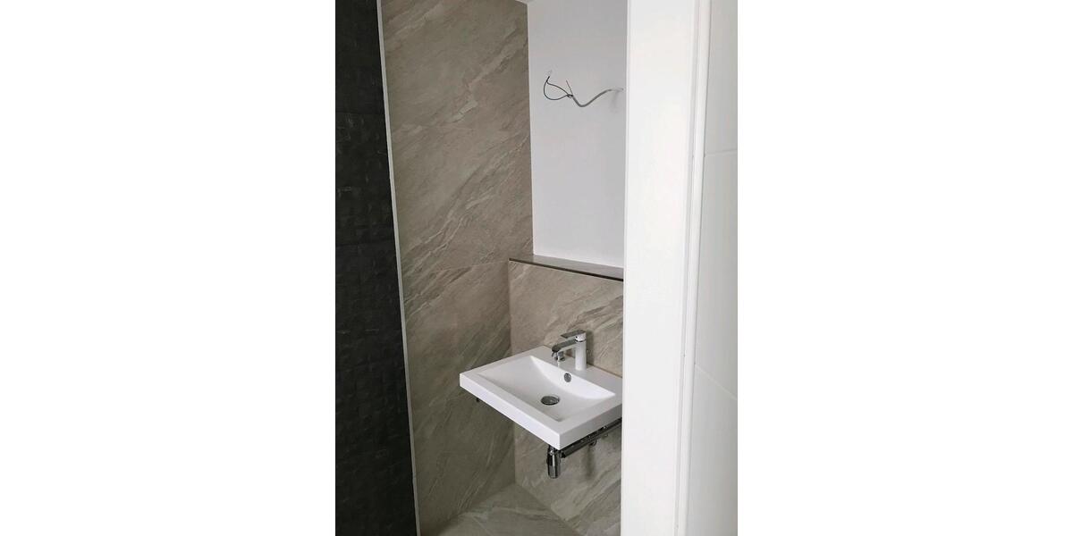 Doppelhaushälfte Nieder-Olm Olm - 5.5 Zimmer, 193 m&sup2;, 3.050&euro; | Angebot:25103577