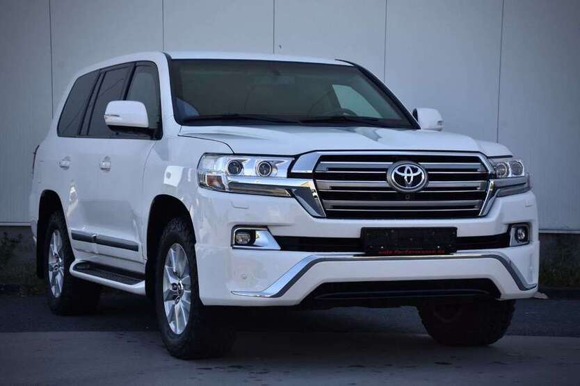 Land Cruiser