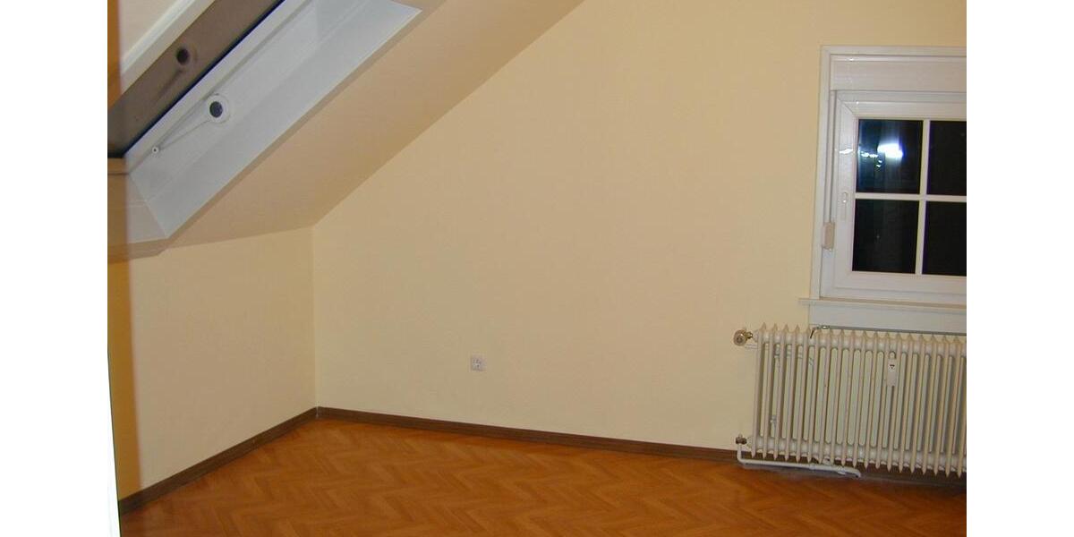 Dachgeschoßwohnung Ginsheim-Gustavsburg Gustavsburg - 1 Zimmer, 31 m&sup2;, 320&euro; | Angebot:26346567