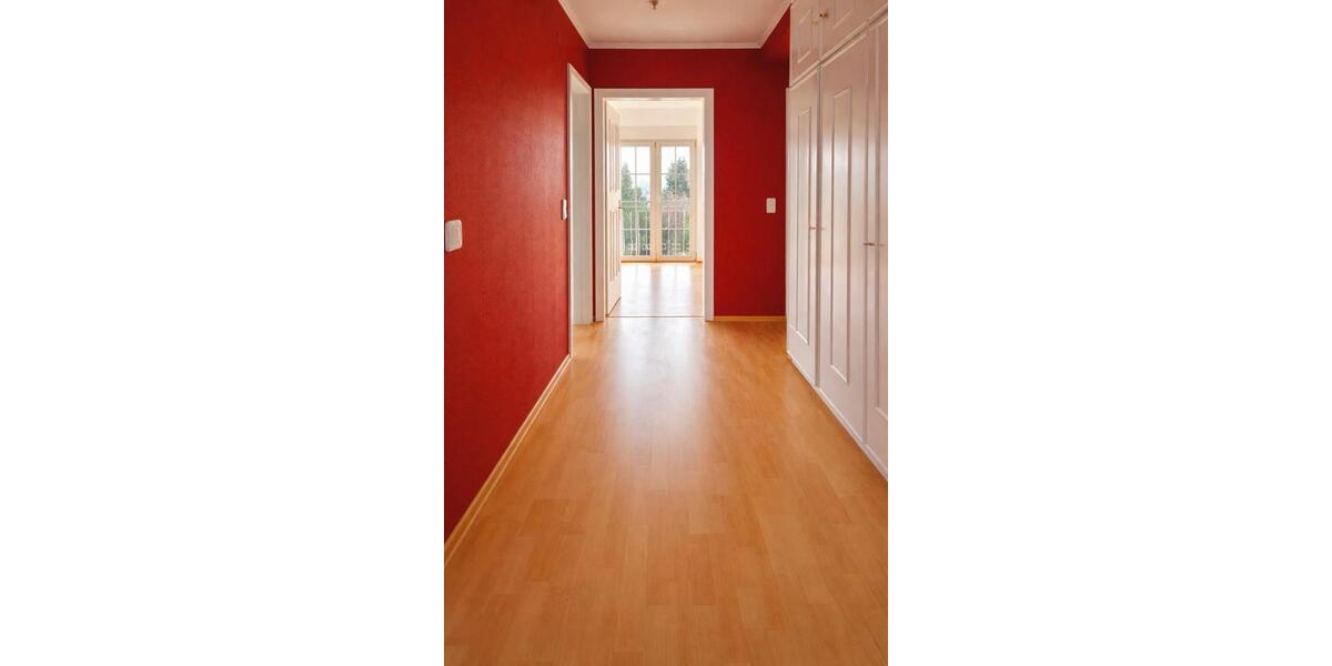 Wunderschöne, helle 4-Zimmer-Wohnung mit Ausblick ins Grüne 4 zimmer