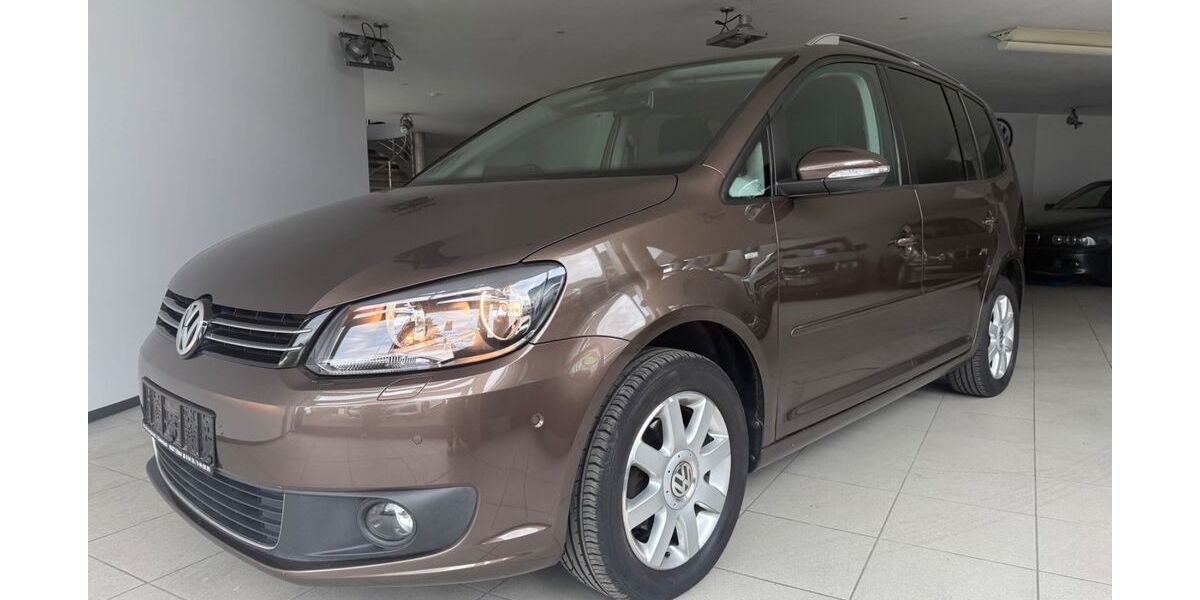 VW Touran 135.000 km 10.700 &euro; Idstein 65510