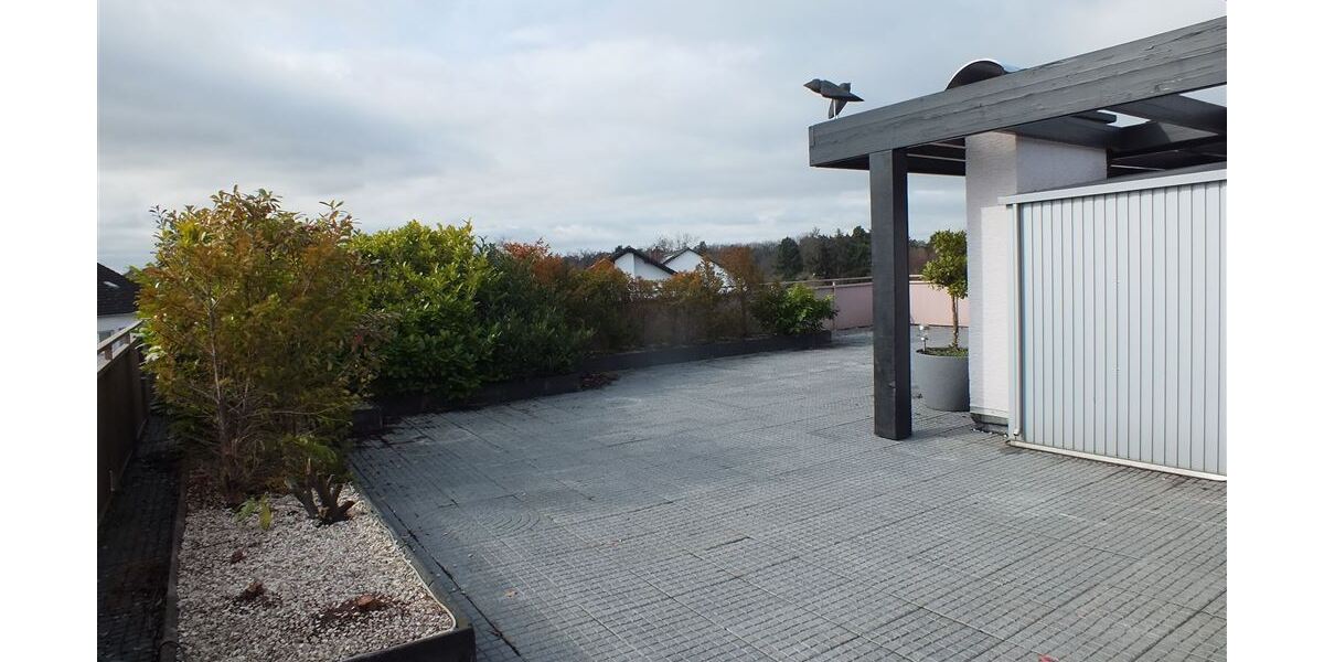 Penthouse mitten in Nauheim mit ca. 135m² Wohnfläche und 185m² Terrasse inkl. Garage - Einfamilienhaus Nauheim | Angebot:24610051