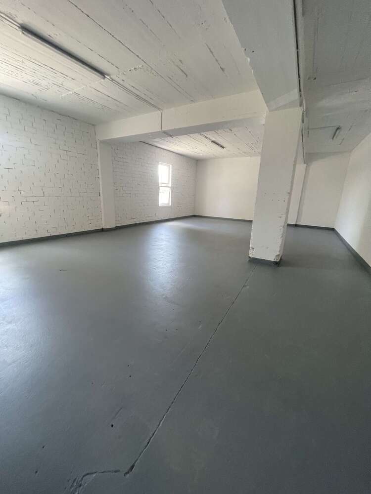 Halle in Wiesbaden 464,47 € 94.79 m²