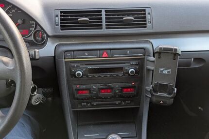 Audi A4 224.000 km 2.700 &euro; Wiesbaden 65205