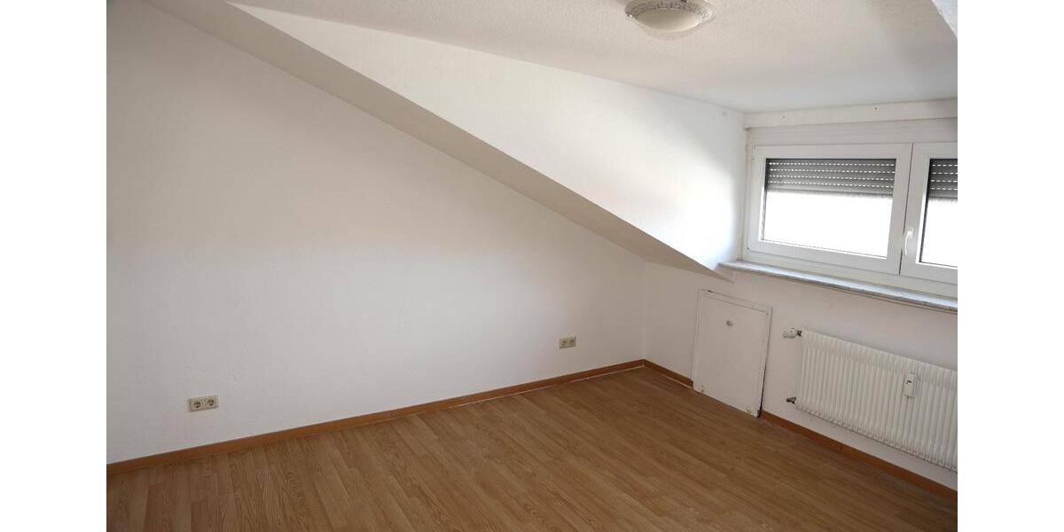 Dachgeschoßwohnung Mainz Ebersheim - 2 Zimmer, 58 m&sup2;, 760&euro; | Angebot:26312470