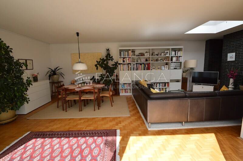 FALANGA ImmobilieN-Begehrter großer Bungalow in prima Zustand und top Grünlage in Mörfelden-Walldorf