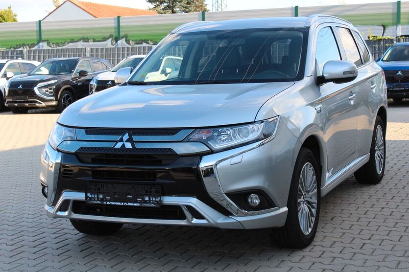 Mitsubishi Outlander 65.500 km 21.990 € Flörsheim 65439