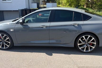 Opel Insignia 133.000 km 19.000 &euro; Büttelborn-Worfelden 64572
