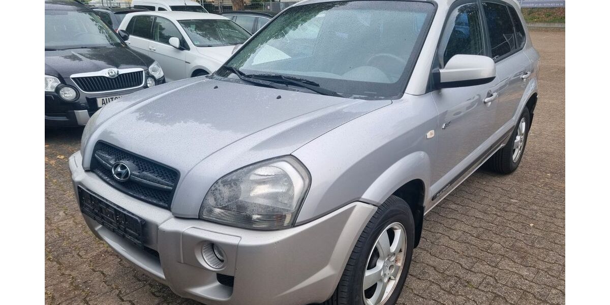 Hyundai TUCSON 208.877 km 2.490 &euro; Hattersheim am Main 65795