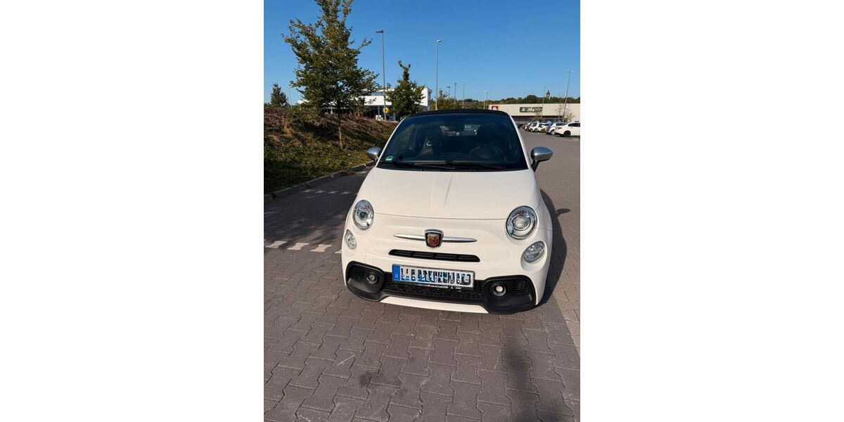 Abarth 595 Turismo 59.000 km 18.500 &euro; Wiesbaden-Erbenheim 65205