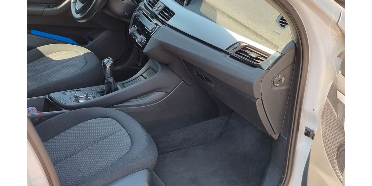 BMW X1 20.000 km 21.000 &euro; Schwalbach am Taunus 65824