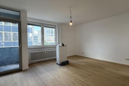 Wohnung Frankfurt am Main Innenstadt - 1 Zimmer, 33 m&sup2;, 760&euro; | Angebot:26649008