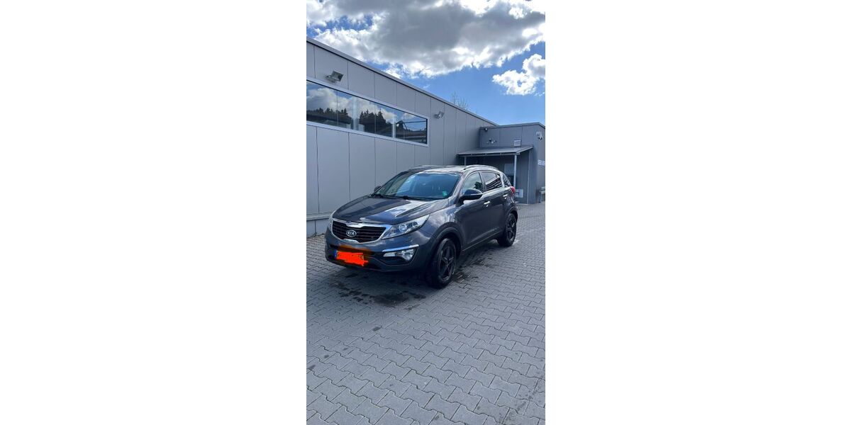 Kia Sportage 216.000 km 5.050 &euro; Wiesbaden 65195