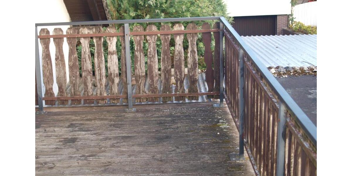 Einfamilienhaus Hünfelden - 8 Zimmer, 220 m&sup2;, 2.000&euro; | Angebot:26687926