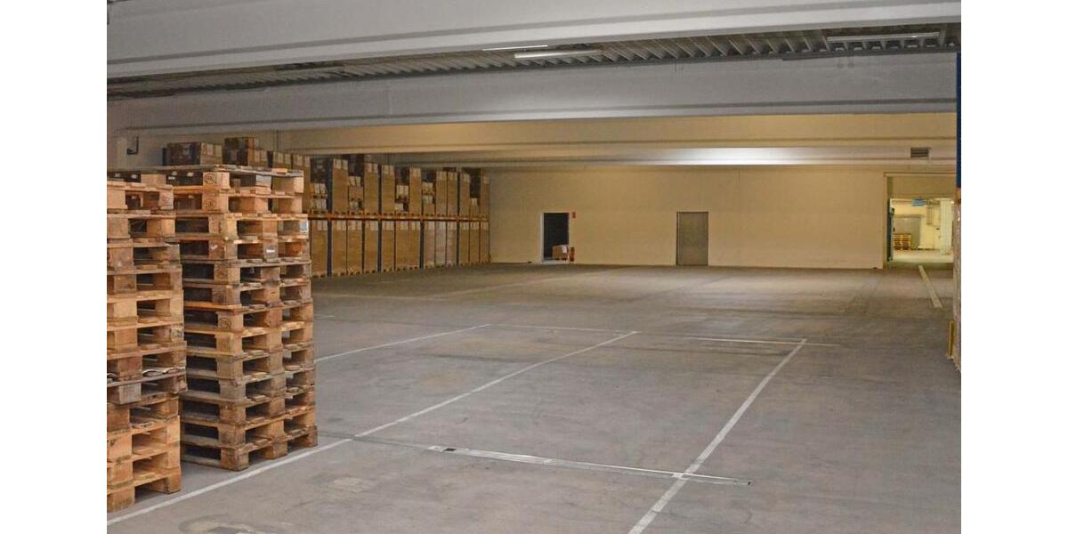 Lager beheizt, trocken, eigener Zugang, EG, teilbar ab 50 qm zimmer