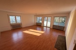 Kronberg: Große 4-Zimmer-Eigentumswohnung in Feldrandlage - Etagenwohnung Kronberg | Angebot:24148878