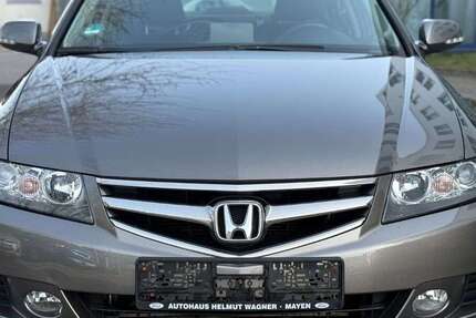 Honda Accord 194.000 km 5.490 &euro; Eschborn 65760