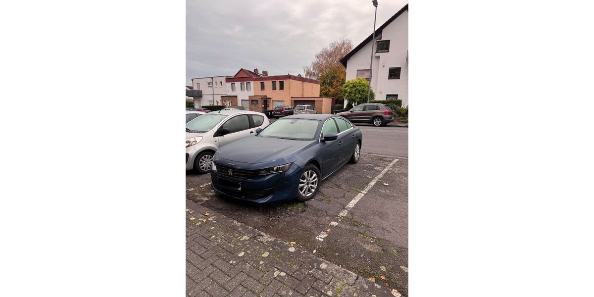 Peugeot 508 23.000 km 16.900 € Wiesbaden 65205
