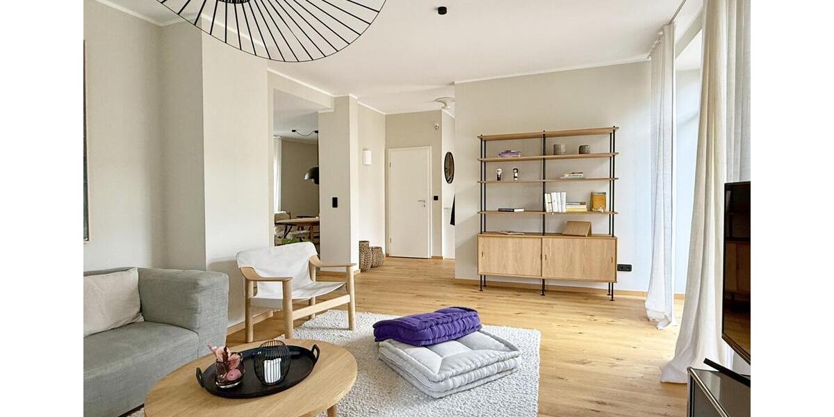 Einzigartiges Haus mit Charme und exklusiver Ausstattung - möbliert zu vermieten !! 4 zimmer