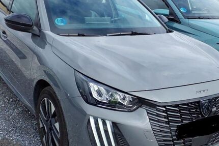 Peugeot 208 19.274 km 19.880 &euro; Rüsselsheim 65428