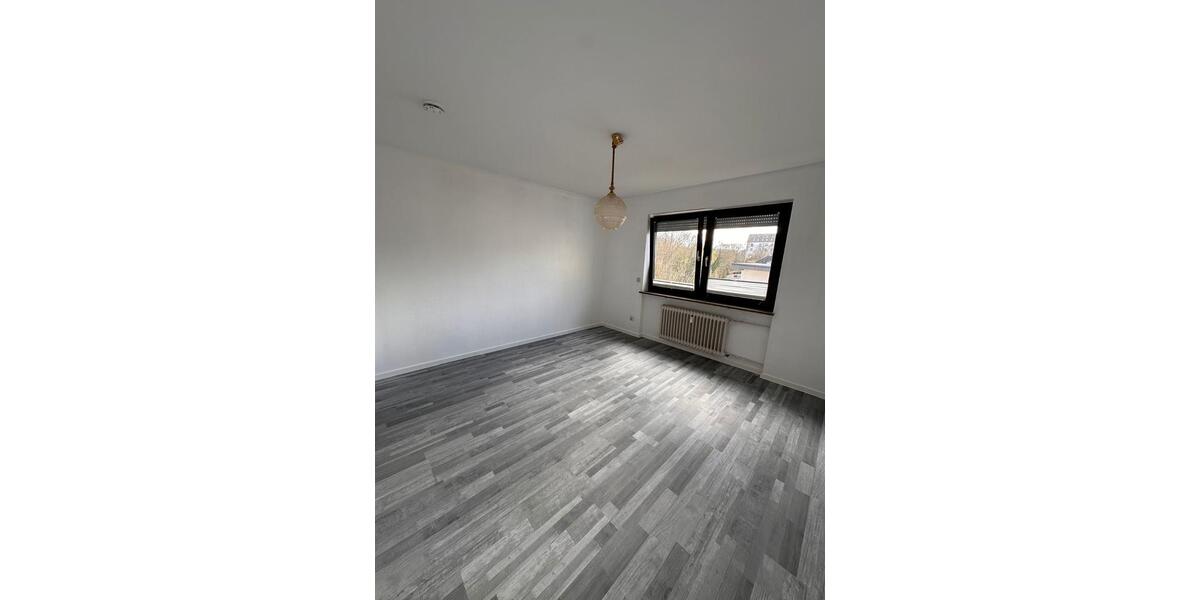 Etagenwohnung Idstein - 1 Zimmer, 60 m&sup2;, 900&euro; | Angebot:26396317